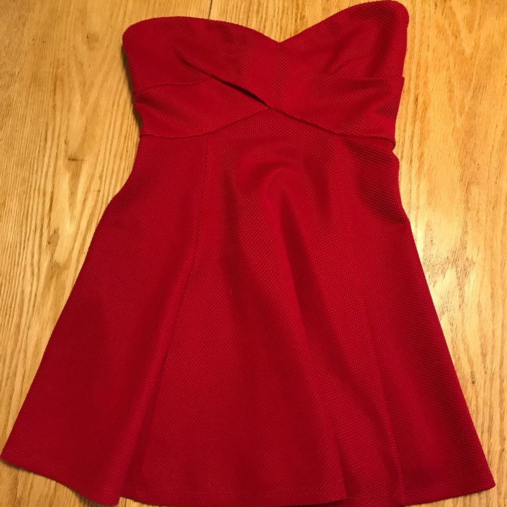 Strapless dress